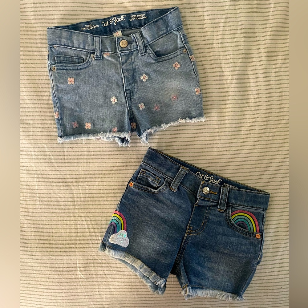 Cat & Jack denim shorts bundle toddler girl - flowers and rainbow - size 3T EUC